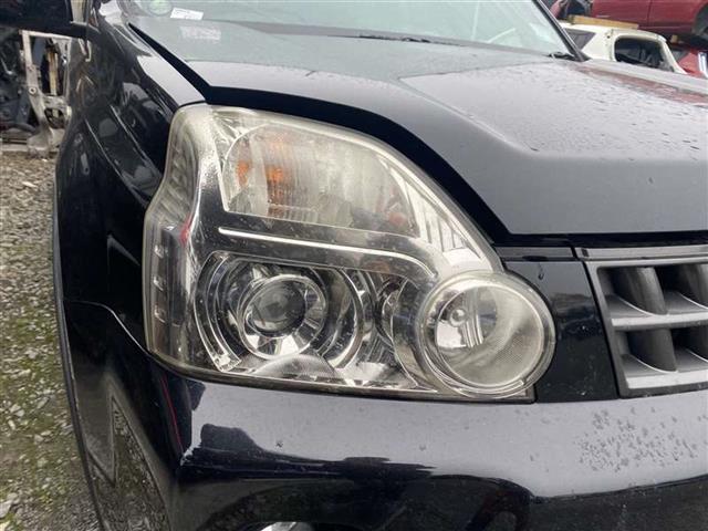 Nissan Xtrail T31 4WD 2008-2013 R Headlight