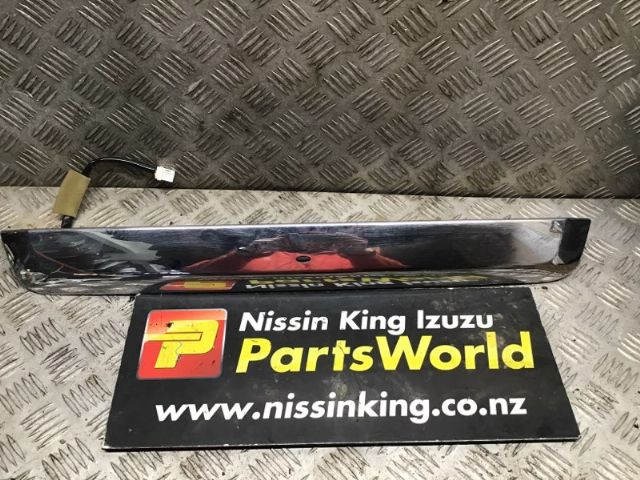 Nissan Xtrail T31 4WD 2008-2013 Tailgate Garnish 1 Piece