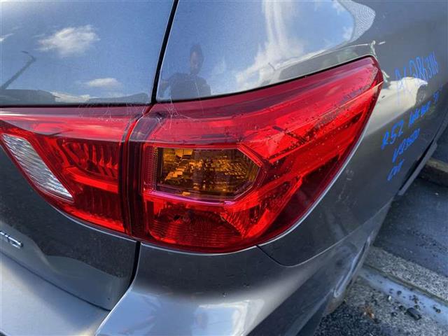 Nissan Pathfinder R52 2013-2017 R Tail Light