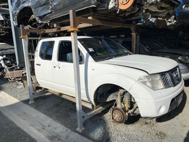 Nissan Navara D40 MNT 4WD 2010-2015