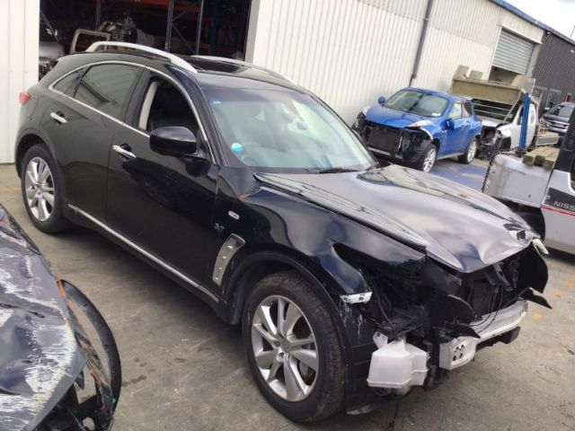 Nissan Skyline J50 2009-2014