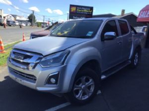 Isuzu D Max TFR85 2017-->