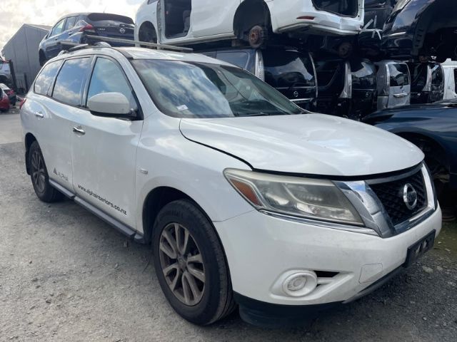 Nissan Pathfinder R52 2013-2021 2WD